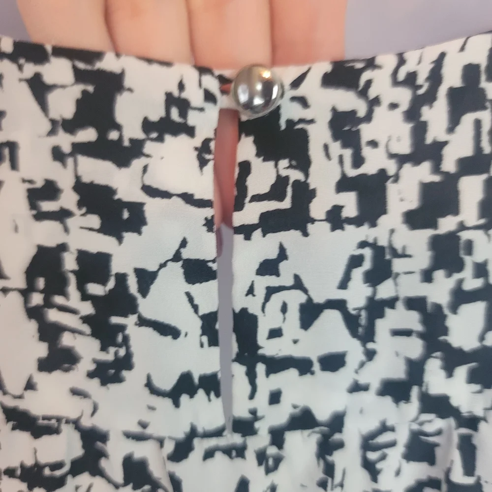 White House Black Market Romper - Picture 6 of 8